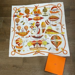 Hermes Scarf 90 x 90 Les Folies Du Ciel by Loic Dubigeon w/ Box Le Carré Silk